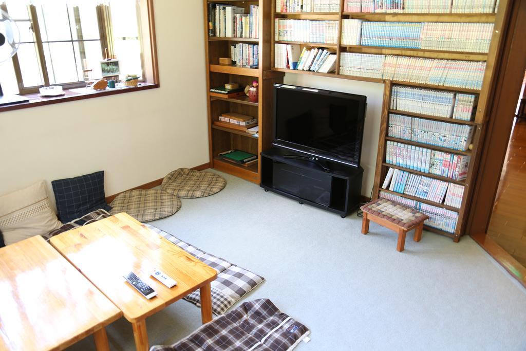 Pension Morinokaze Hakuba Exterior photo