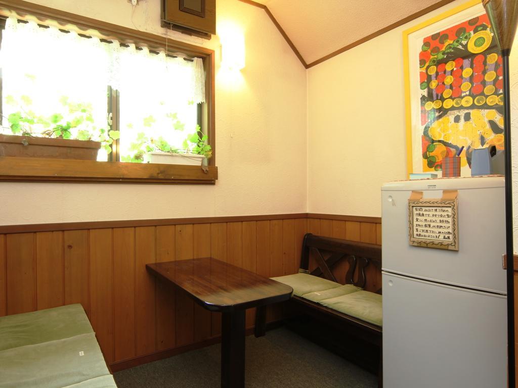 Pension Morinokaze Hakuba Exterior photo