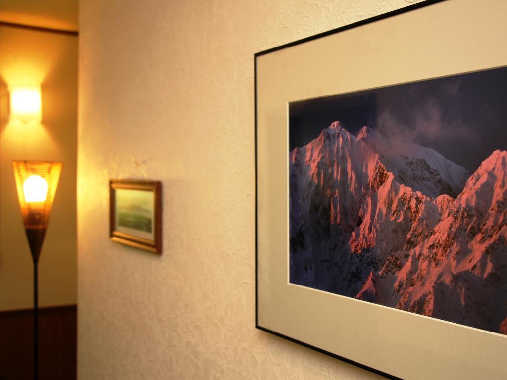Pension Morinokaze Hakuba Exterior photo